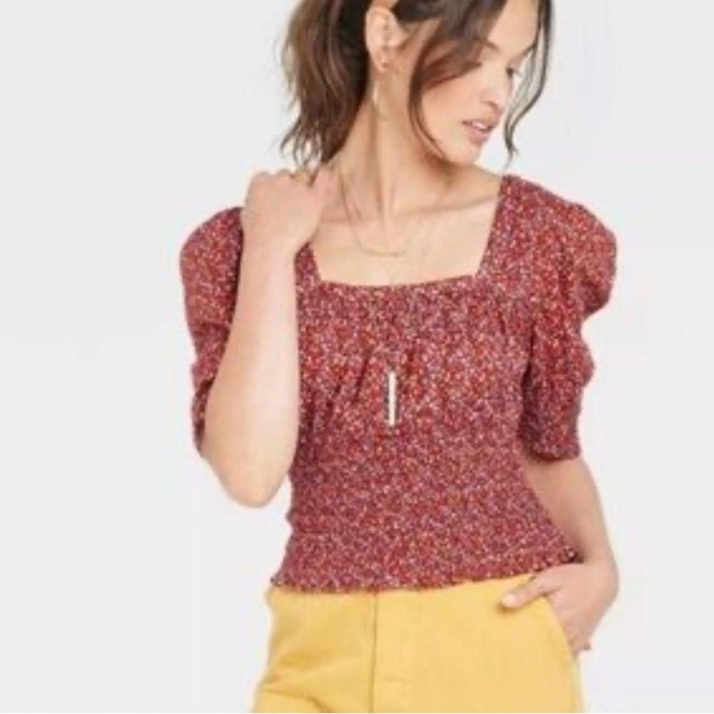 Universal Thread Red Ditzy Floral Smocked Puff Sleeve Top